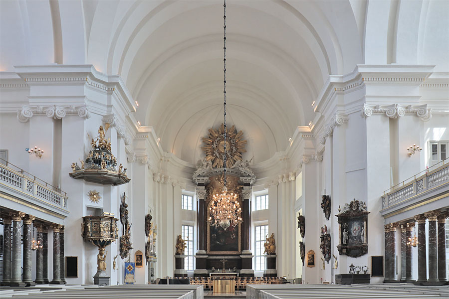 kalmar-dom-innenraumw4k7r.jpg